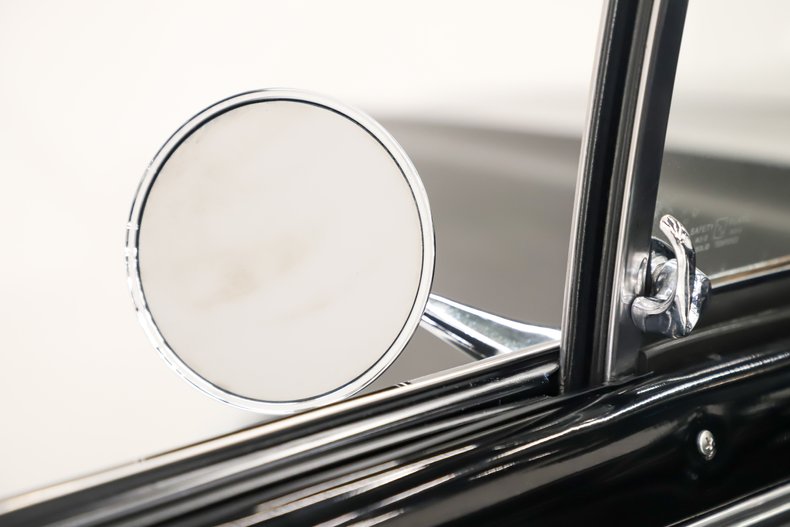 Chevrolet-Chevelle-1964-Tuxedo-Black-Black-7