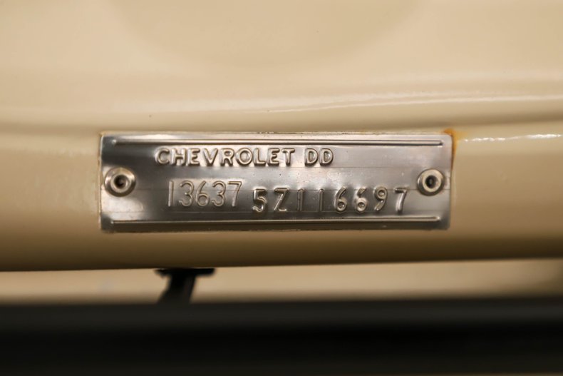 Chevrolet-Chevelle-1965-Beige-Beige-21