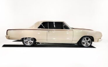 Chevrolet-Chevelle-1965-Beige-Beige-22