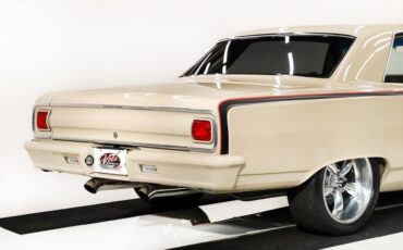 Chevrolet-Chevelle-1965-Beige-Beige-23