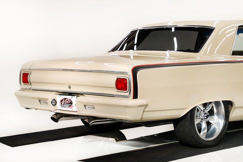 Chevrolet-Chevelle-1965-Beige-Beige-23