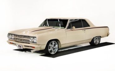 Chevrolet-Chevelle-1965-Beige-Beige-26