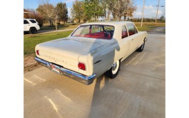 Chevrolet-Chevelle-1965-White-Red-14