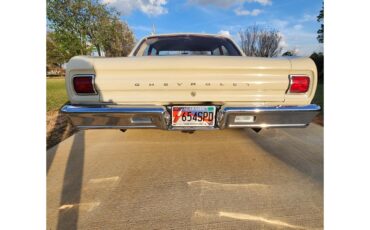 Chevrolet-Chevelle-1965-White-Red-16