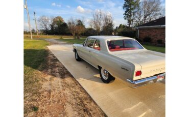 Chevrolet-Chevelle-1965-White-Red-17