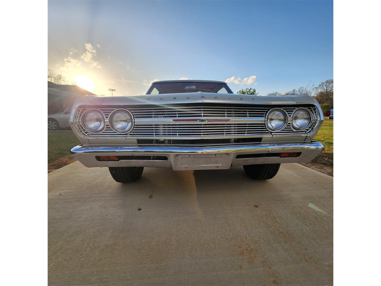 Chevrolet-Chevelle-1965-White-Red-2