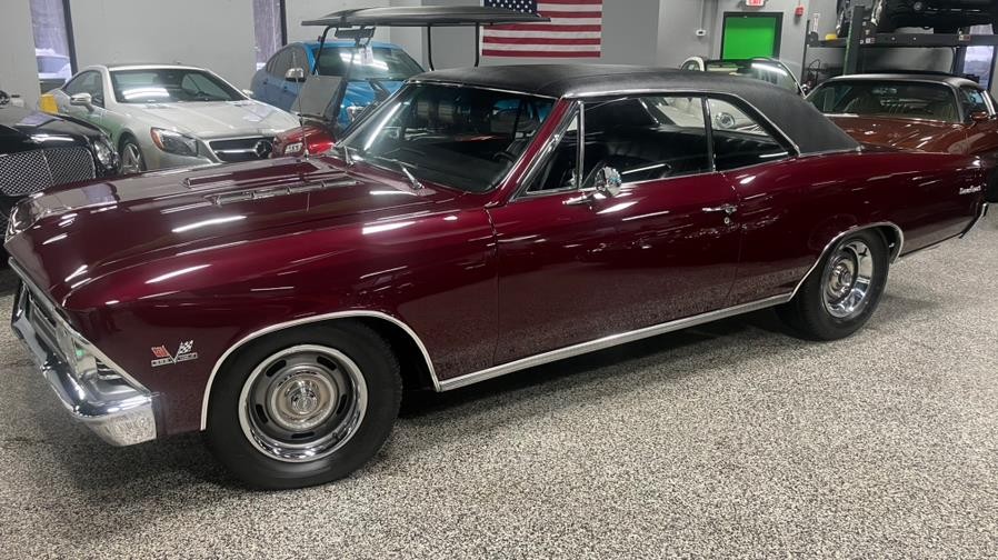 Chevrolet-Chevelle-1966-2-Door-Coupe-2