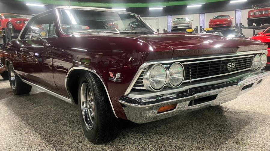 Chevrolet-Chevelle-1966-2-Door-Coupe-4