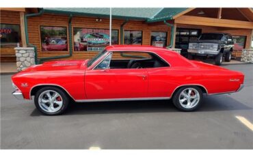 Chevrolet-Chevelle-1966-2-door-coupe-10