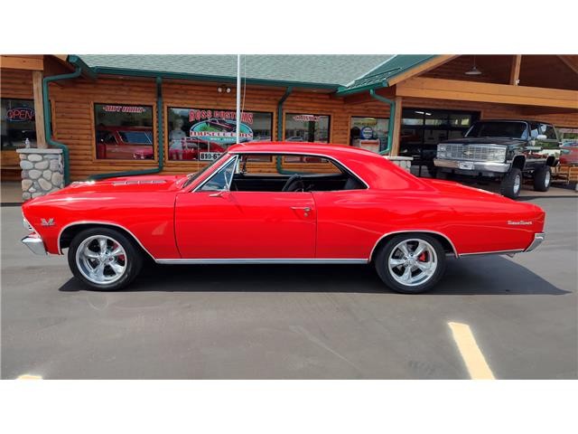 Chevrolet-Chevelle-1966-2-door-coupe-16