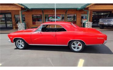 Chevrolet-Chevelle-1966-2-door-coupe-17