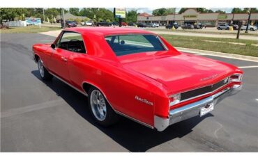 Chevrolet-Chevelle-1966-2-door-coupe-23