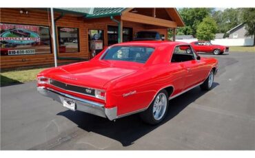 Chevrolet-Chevelle-1966-2-door-coupe-28