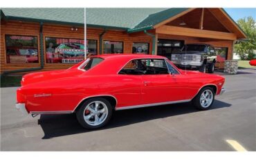 Chevrolet-Chevelle-1966-2-door-coupe-30