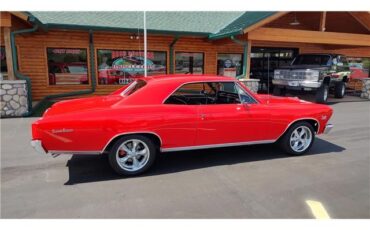 Chevrolet-Chevelle-1966-2-door-coupe-31