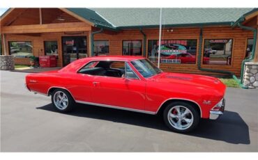 Chevrolet-Chevelle-1966-2-door-coupe-35