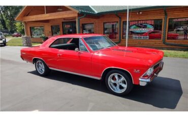 Chevrolet-Chevelle-1966-2-door-coupe-37