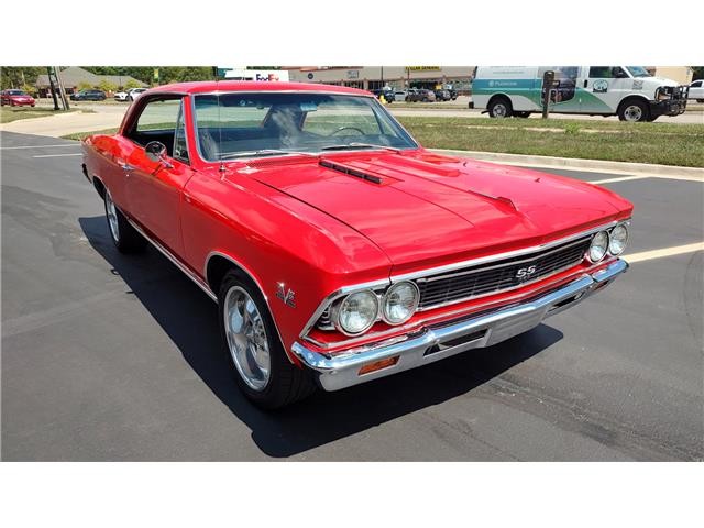 Chevrolet-Chevelle-1966-2-door-coupe-38