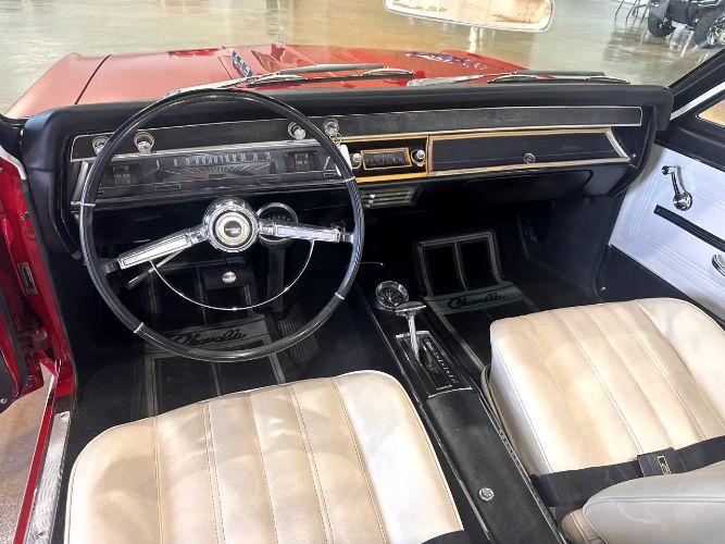 Chevrolet-Chevelle-1966-24