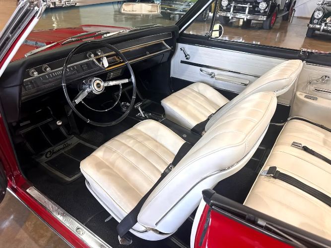 Chevrolet-Chevelle-1966-28