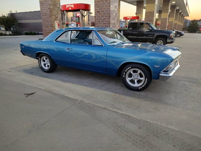 Chevrolet-Chevelle-1966-6