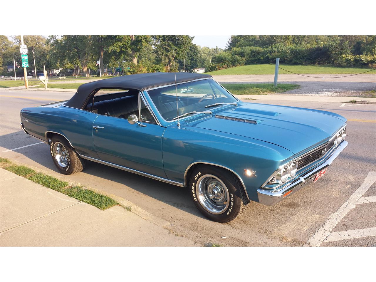 Chevrolet-Chevelle-1966-Blue-Black-2