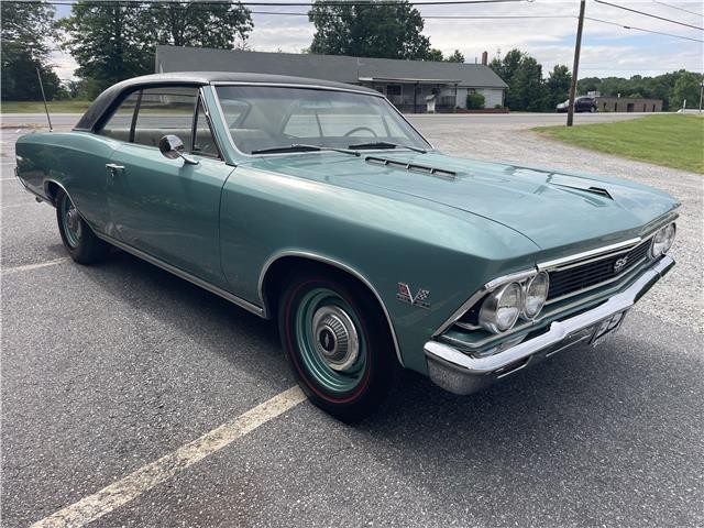 Chevrolet-Chevelle-1966-Hardtop-2