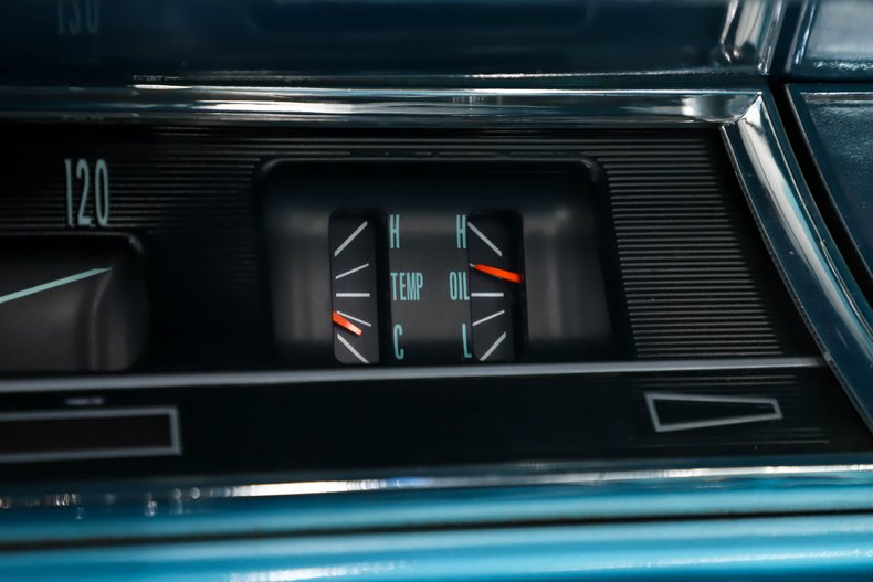 Chevrolet-Chevelle-1966-Marina-Blue-Blue-14