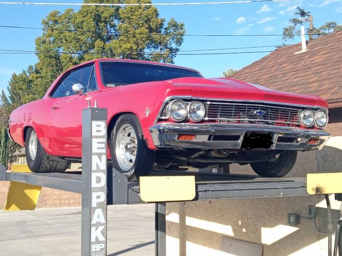 Chevrolet-Chevelle-1966-Red-5