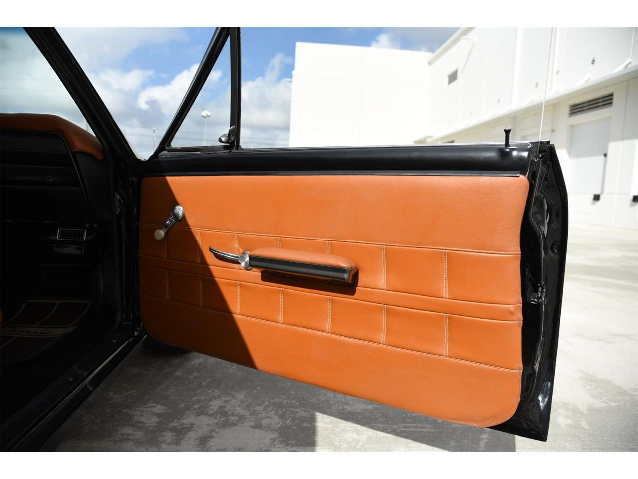 Chevrolet-Chevelle-1966-SATIN-BLACK-TANGERINE-33
