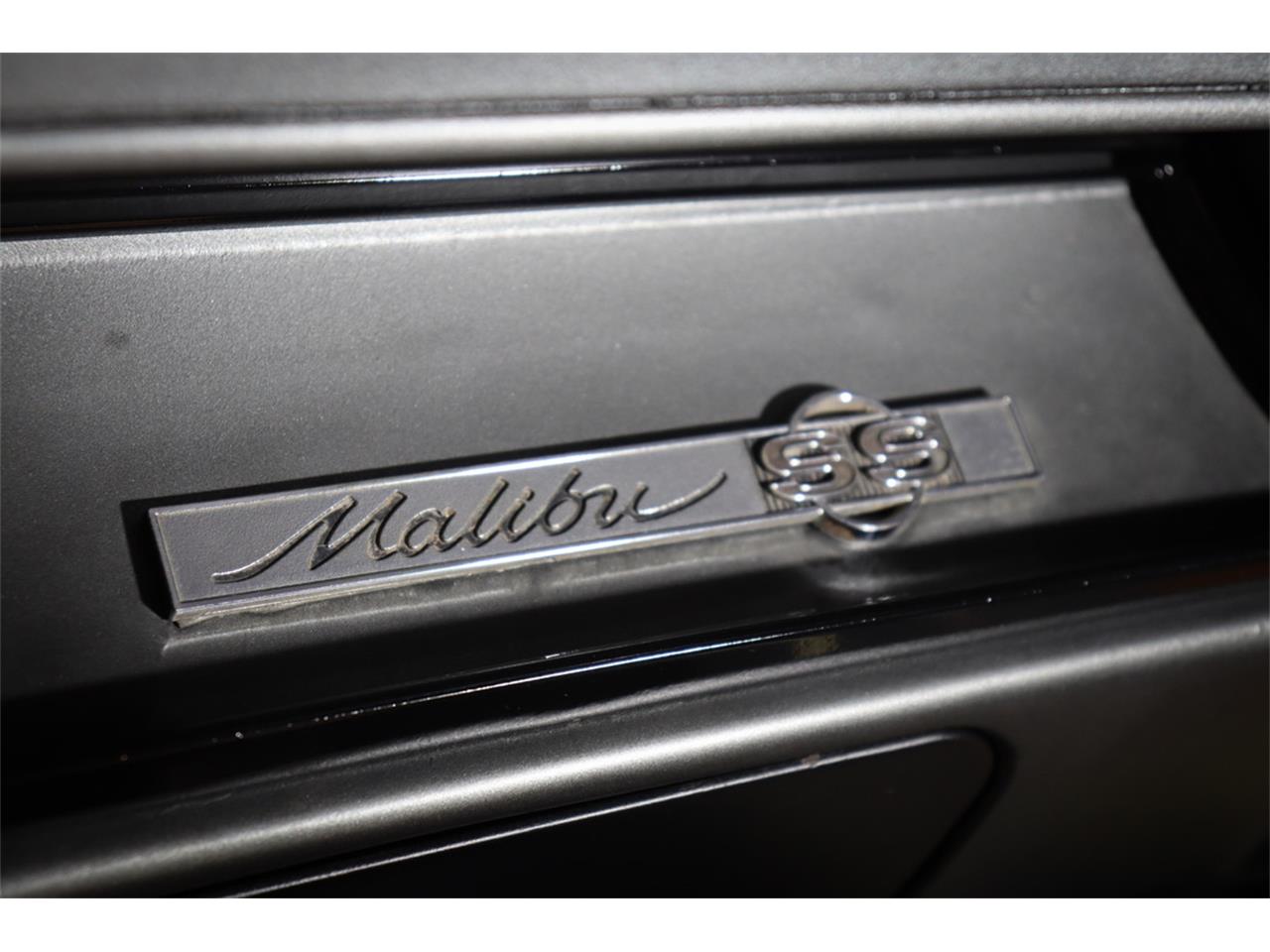 Chevrolet-Chevelle-1966-SATIN-BLACK-TANGERINE-47