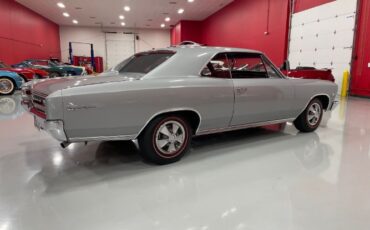 Chevrolet-Chevelle-1966-Silver-Black-10