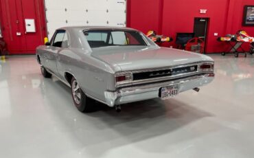 Chevrolet-Chevelle-1966-Silver-Black-17
