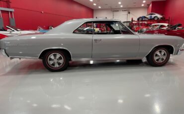 Chevrolet-Chevelle-1966-Silver-Black-18