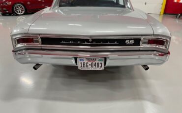 Chevrolet-Chevelle-1966-Silver-Black-2