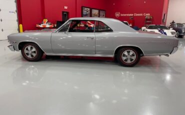 Chevrolet-Chevelle-1966-Silver-Black-21