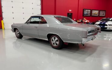 Chevrolet-Chevelle-1966-Silver-Black-22