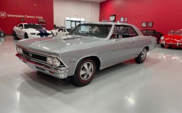 Chevrolet-Chevelle-1966-Silver-Black-23