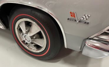Chevrolet-Chevelle-1966-Silver-Black-25