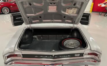 Chevrolet-Chevelle-1966-Silver-Black-34