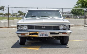 Chevrolet-Chevelle-1966-Silver-BlackWhite-1