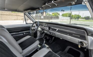 Chevrolet-Chevelle-1966-Silver-BlackWhite-23