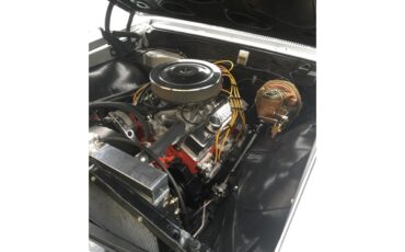 Chevrolet-Chevelle-1966-Silver-BlackWhite-28