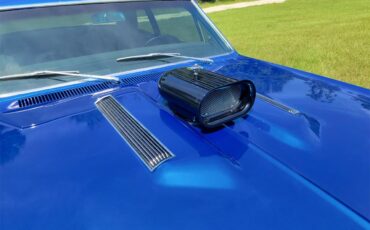 Chevrolet-Chevelle-1967-Bahama-Blue-Metallic-Black-and-Blue-13