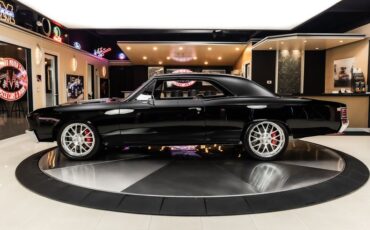 Chevrolet-Chevelle-1967-Black-22