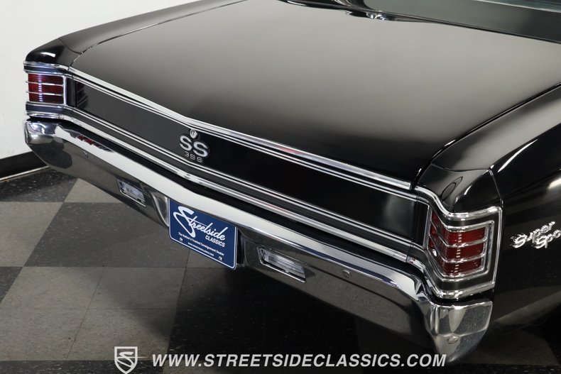 Chevrolet-Chevelle-1967-Black-Black-35
