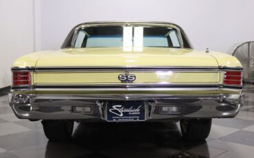 Chevrolet-Chevelle-1967-Butternut-Yellow-Black-11
