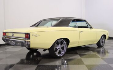 Chevrolet-Chevelle-1967-Butternut-Yellow-Black-13