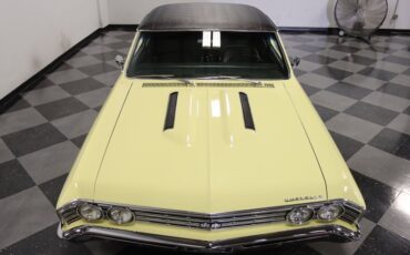 Chevrolet-Chevelle-1967-Butternut-Yellow-Black-26