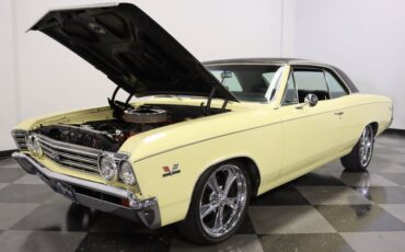 Chevrolet-Chevelle-1967-Butternut-Yellow-Black-42
